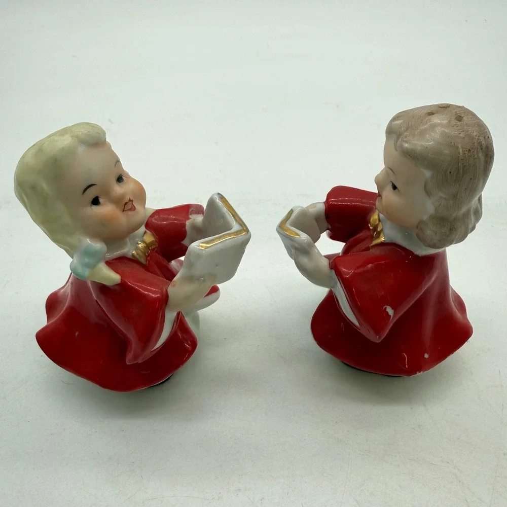 Vintage Christmas Choir Boy Girl Salt Pepper Shakers Japan Red Gold Ceramic S&P